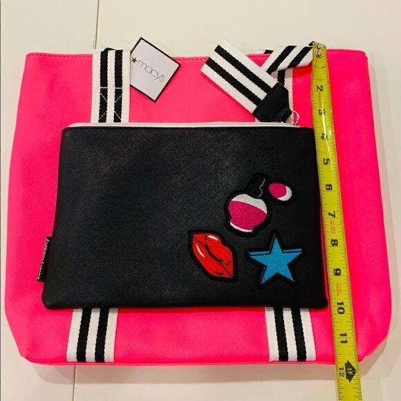 Pink Tote with make-up bag made for Macy’s. - Picture 1 of 5